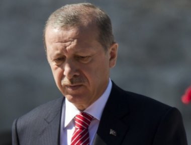 «Ταφόπλακα» για τις χρυσές εποχές της Τουρκίας η πολιτική αναταραχή